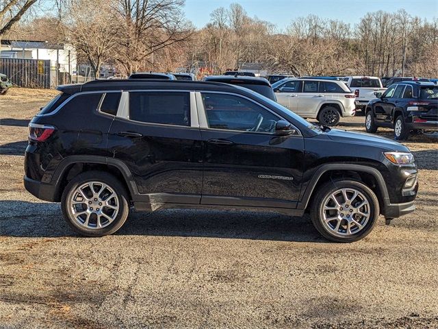 2024 Jeep Compass Latitude Lux