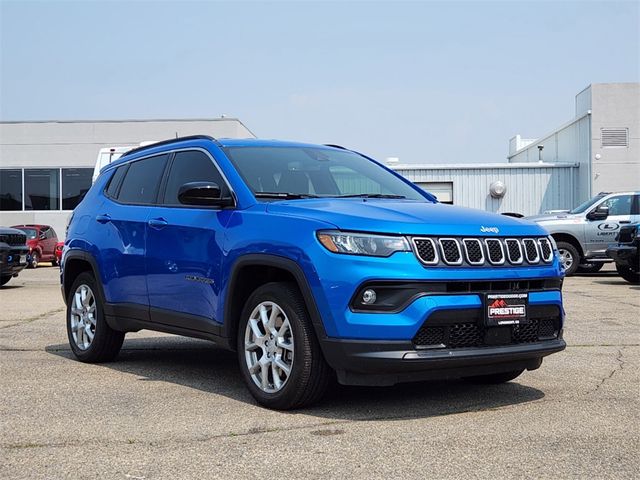 2024 Jeep Compass Latitude Lux