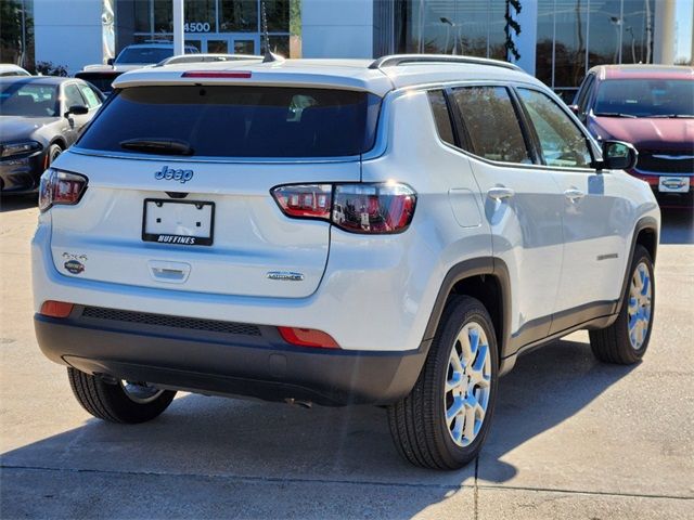 2024 Jeep Compass Latitude Lux