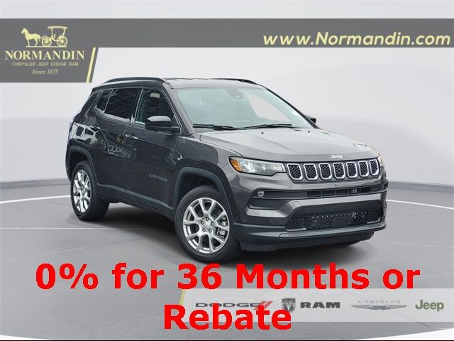 2024 Jeep Compass Latitude Lux