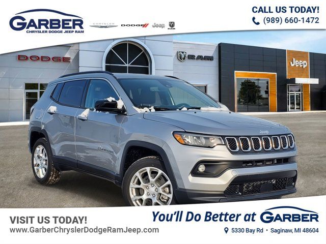 2024 Jeep Compass Latitude Lux