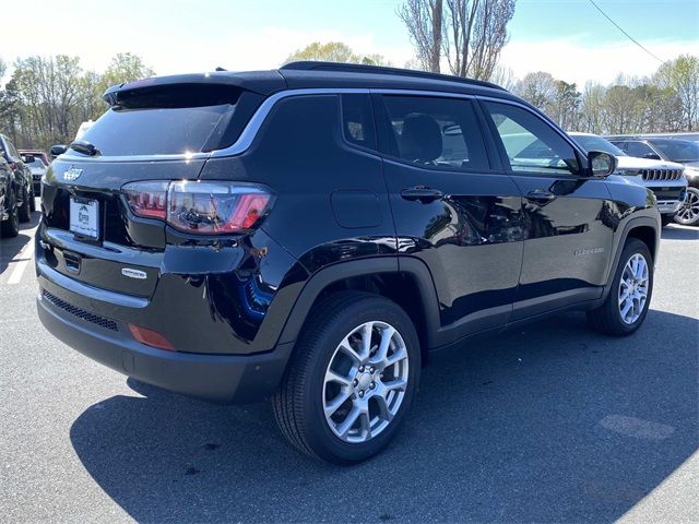 2024 Jeep Compass Latitude Lux