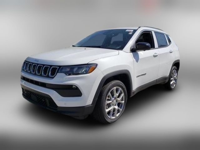 2024 Jeep Compass Latitude Lux