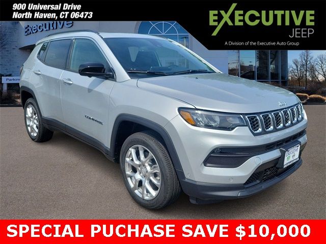 2024 Jeep Compass Latitude Lux