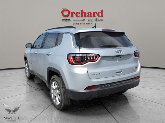 2024 Jeep Compass Latitude Lux