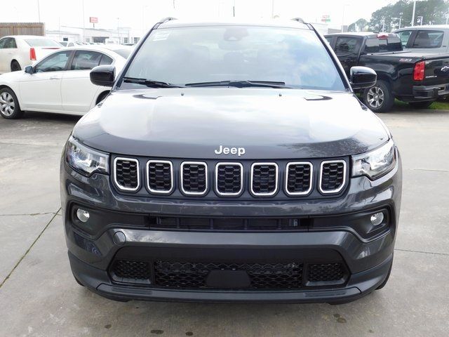 2024 Jeep Compass Latitude Lux