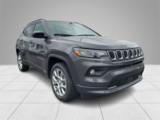 2024 Jeep Compass Latitude Lux