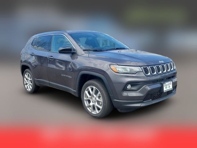 2024 Jeep Compass Latitude Lux