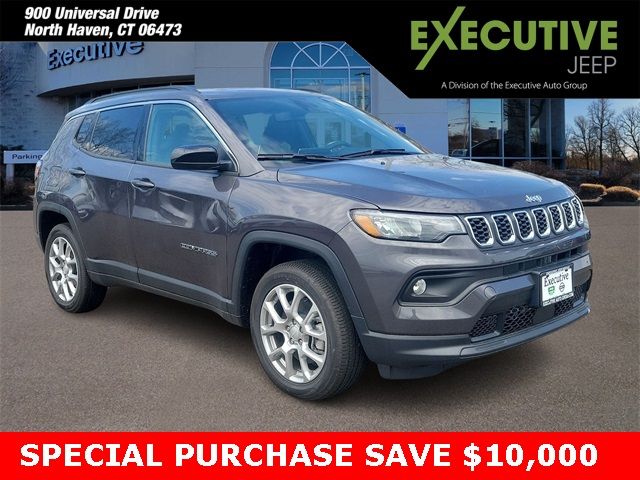 2024 Jeep Compass Latitude Lux