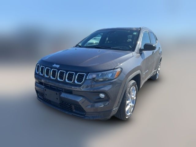 2024 Jeep Compass Latitude Lux