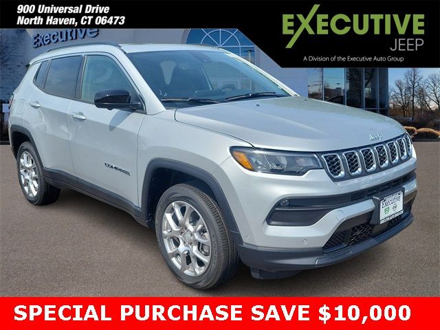 2024 Jeep Compass Latitude Lux