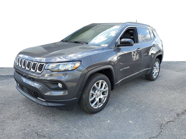 2024 Jeep Compass Latitude Lux