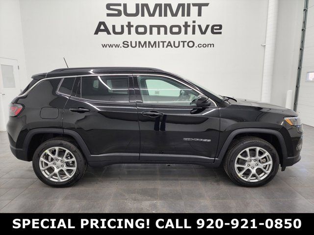 2024 Jeep Compass Latitude Lux