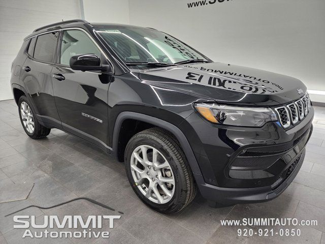 2024 Jeep Compass Latitude Lux