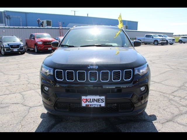 2024 Jeep Compass Latitude Lux