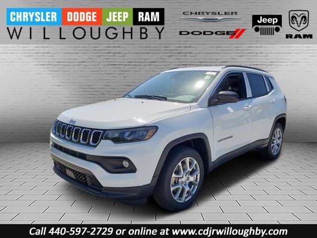 2024 Jeep Compass Latitude Lux