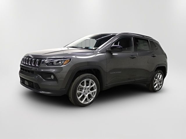 2024 Jeep Compass Latitude Lux