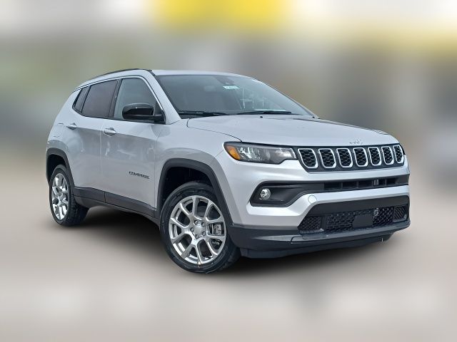 2024 Jeep Compass Latitude Lux