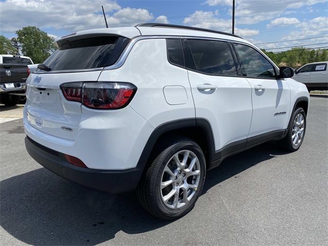 2024 Jeep Compass Latitude Lux