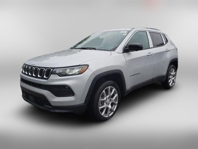 2024 Jeep Compass Latitude Lux