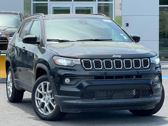 2024 Jeep Compass Latitude Lux