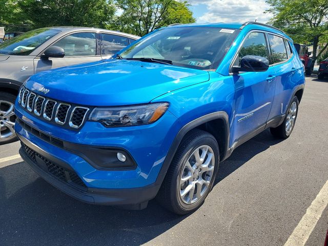 2024 Jeep Compass Latitude Lux