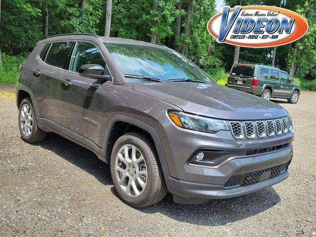 2024 Jeep Compass Latitude Lux