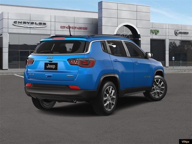 2024 Jeep Compass Latitude Lux