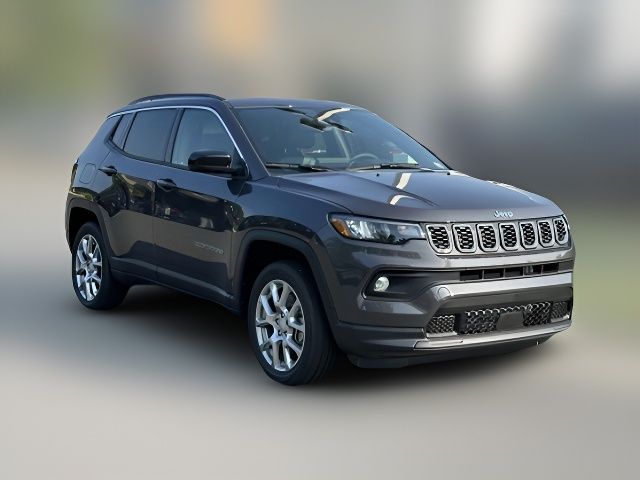 2024 Jeep Compass Latitude Lux