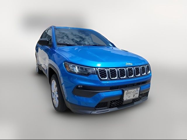 2024 Jeep Compass Latitude Lux