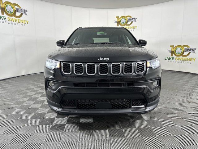 2024 Jeep Compass Latitude Lux