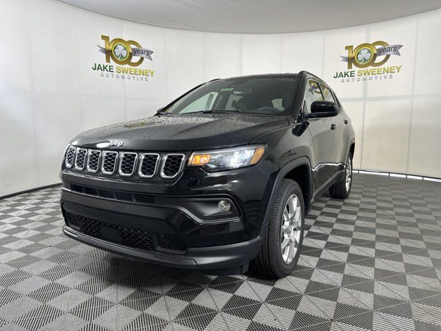 2024 Jeep Compass Latitude Lux