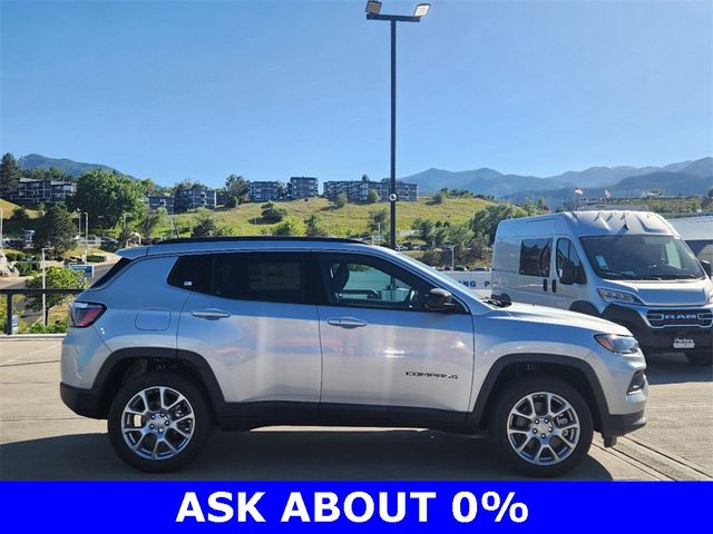 2024 Jeep Compass Latitude Lux