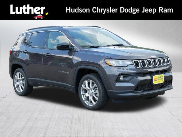 2024 Jeep Compass Latitude Lux