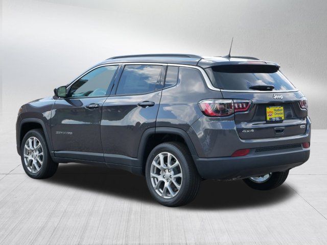 2024 Jeep Compass Latitude Lux