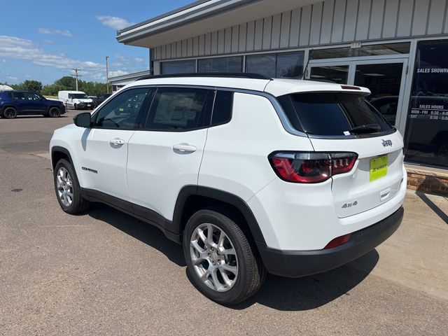 2024 Jeep Compass Latitude Lux