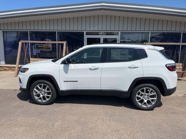 2024 Jeep Compass Latitude Lux