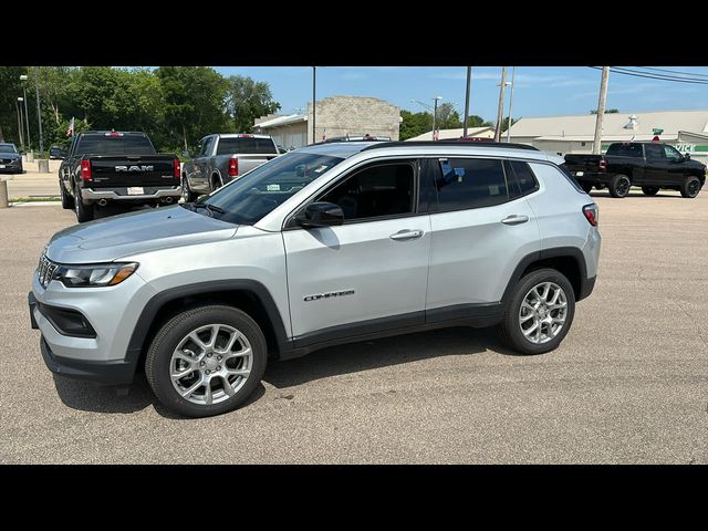 2024 Jeep Compass Latitude Lux