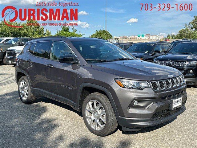 2024 Jeep Compass Latitude Lux