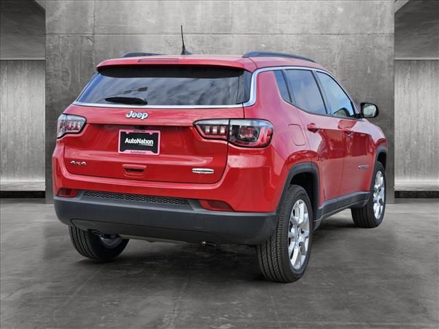 2024 Jeep Compass Latitude Lux