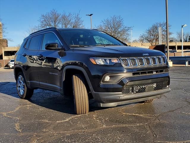 2024 Jeep Compass Latitude Lux