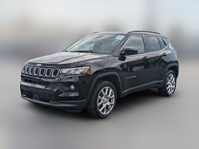 2024 Jeep Compass Latitude Lux