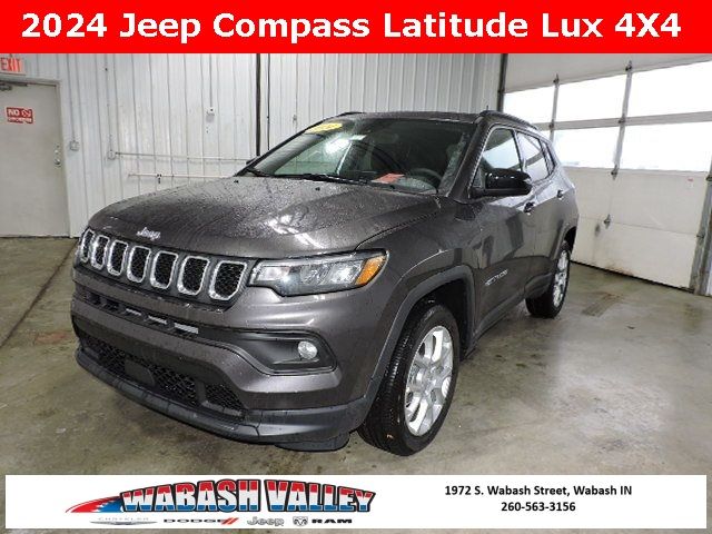 2024 Jeep Compass Latitude Lux