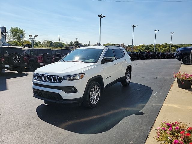 2024 Jeep Compass Latitude Lux