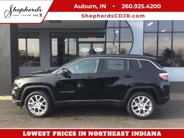 2024 Jeep Compass Latitude Lux