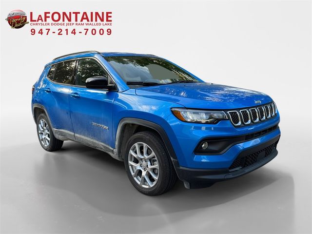 2024 Jeep Compass Latitude Lux