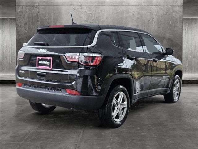 2024 Jeep Compass Latitude Lux