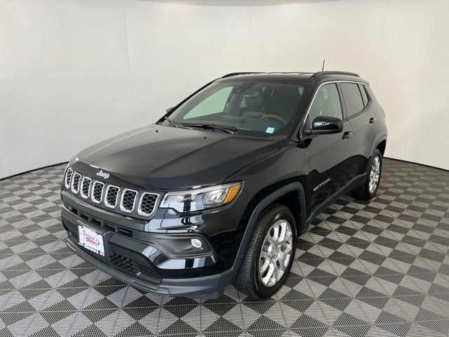 2024 Jeep Compass Latitude Lux