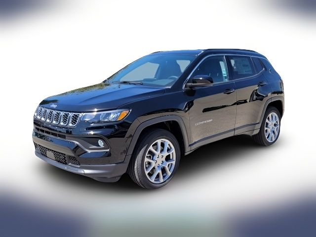 2024 Jeep Compass Latitude Lux