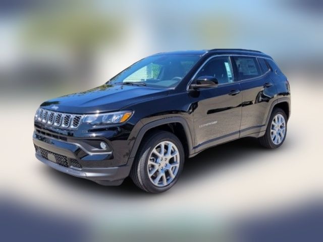 2024 Jeep Compass Latitude Lux